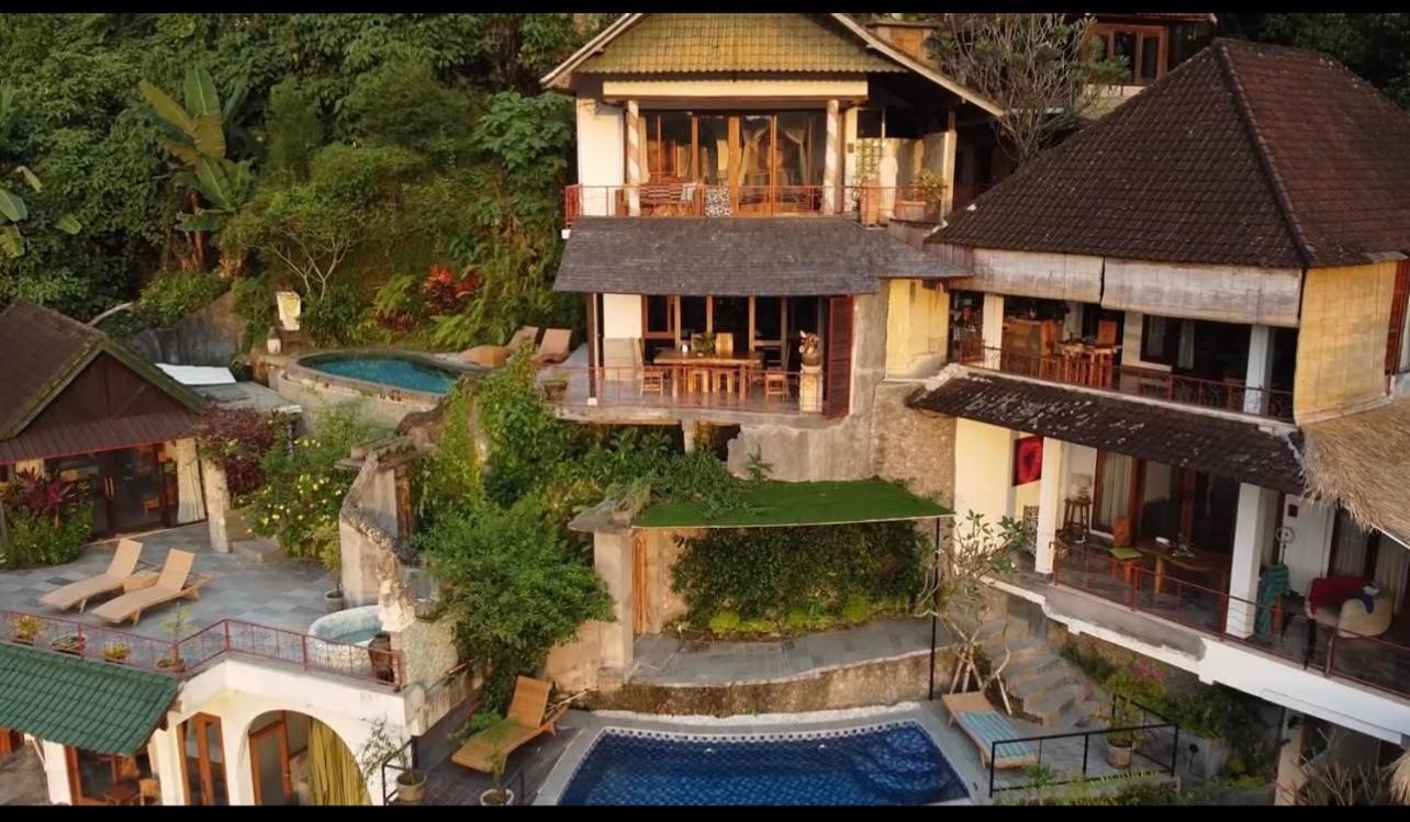 River Song Bali
